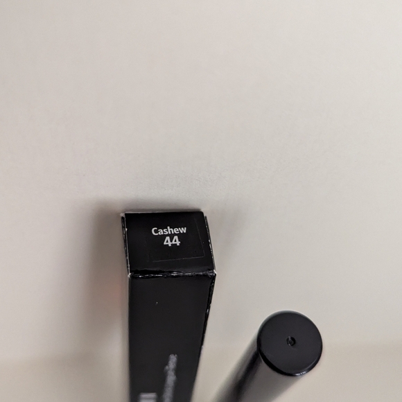 Bobbi Brown Long Wear Cream Shadow Stick - Cashew 44 - Picture 2 of 2